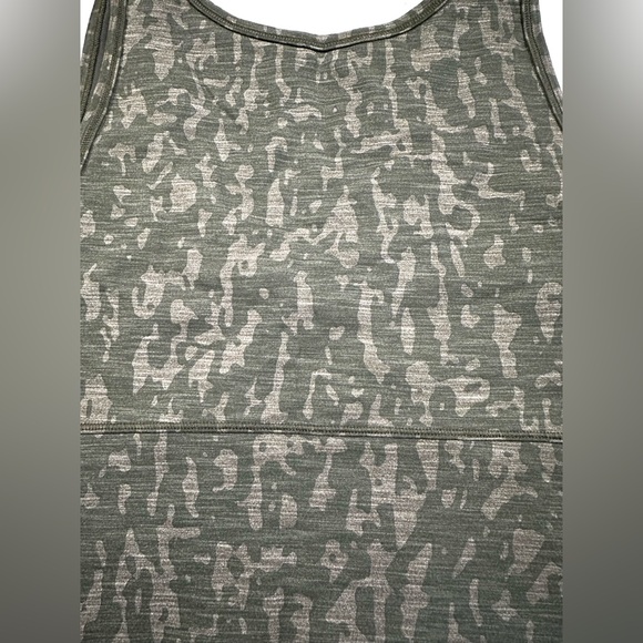 Lululemon Power Pivot Tank Crop Tough Heathered Black Asphalt Grey Size 8 - Picture 7 of 16